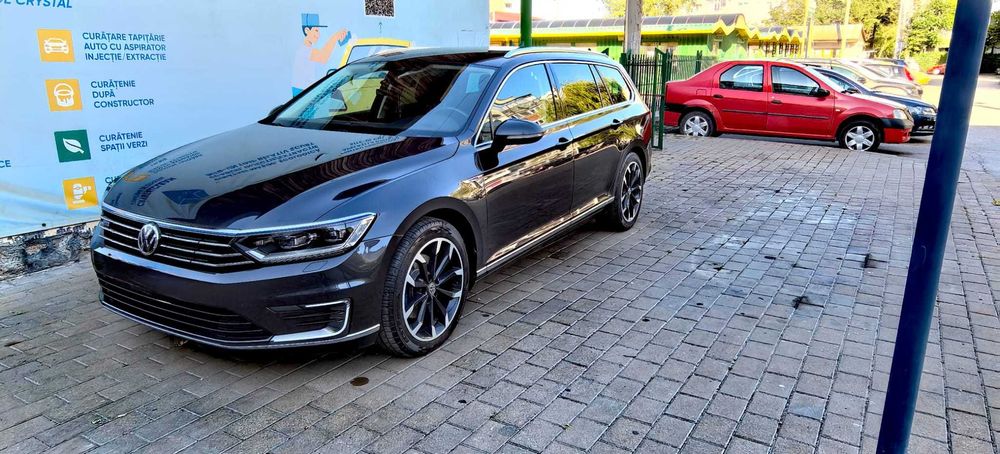 VOLKSWAGEN Passat 2018 — imagine 4