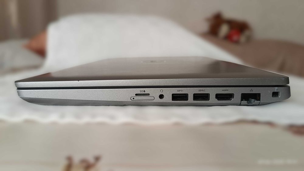 Dell Precision 3551 Intel Core i7 10875H 32gb 15.6" 1920x1080