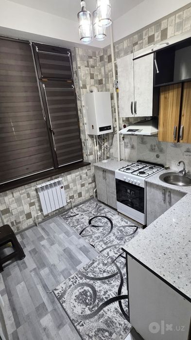 Yangi xayot Gulzor 1 etaj 2 xona