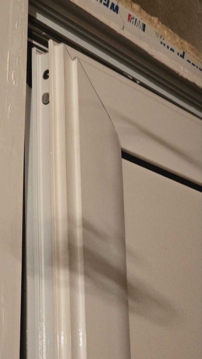 врата за баня с каса и дръжка 92.5 х 200 см, сек. брава с 5 ключа