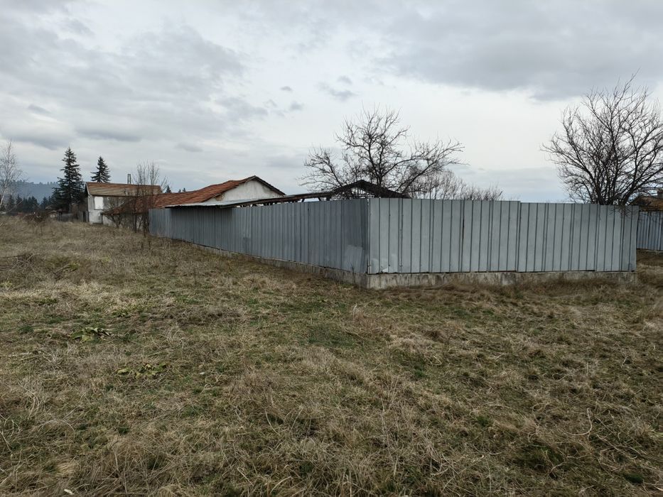 Продава се Промишлена сграда в Разлог - 4081 кв.м за 107 €/кв.м - Снимка #6