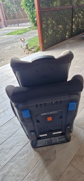 Vând scaun auto Joíe