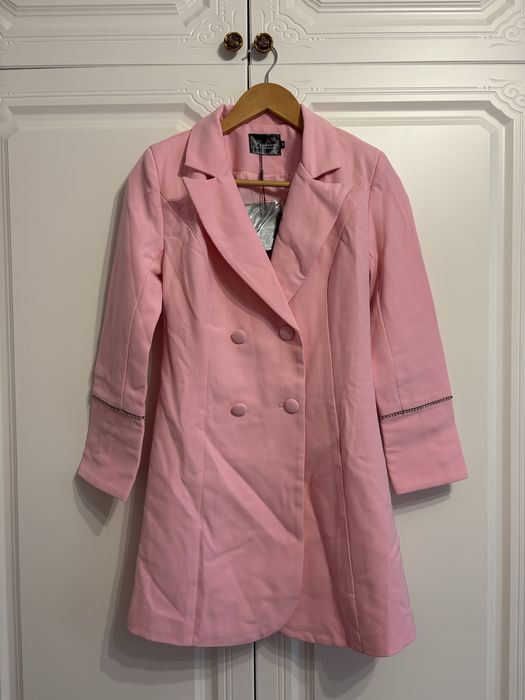 Женская одежда, платья