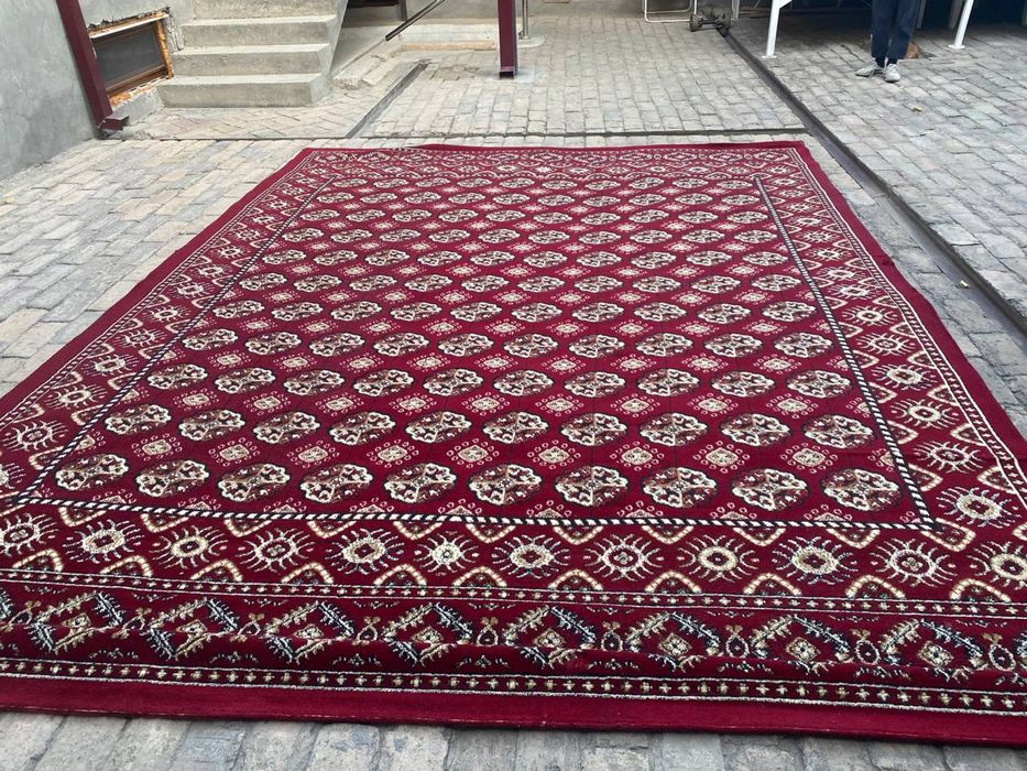 Xivinskiy gilam sotiladi