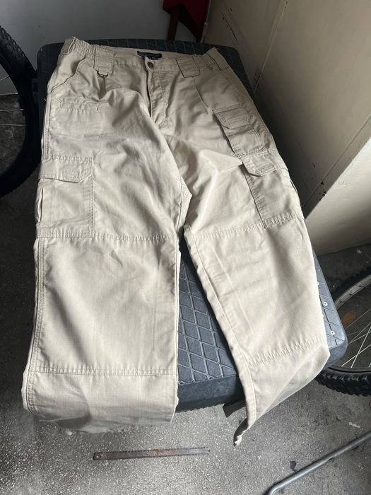 Pantaloni tactici 5.11 usa