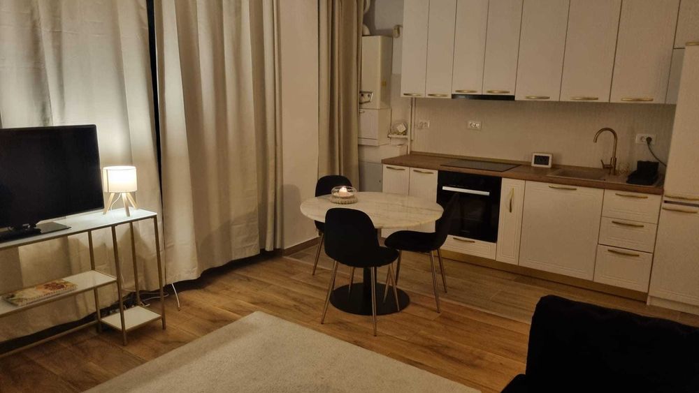 Garsoniera de lux de inchiriat