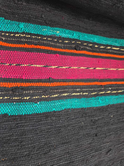 Ръчно тъкани битови черги от вълна