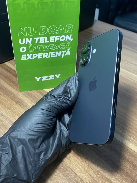 iPhone 16 / 128 GB / Sănătate baterie 93% / Foarte bun