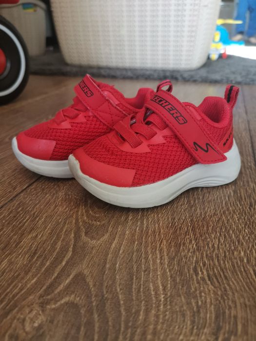 Бебешки маратонки Skechers