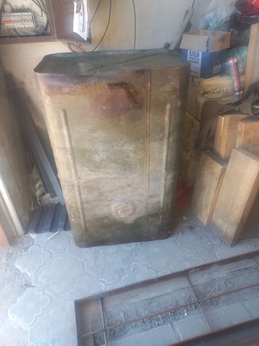 Продам бак для гсм