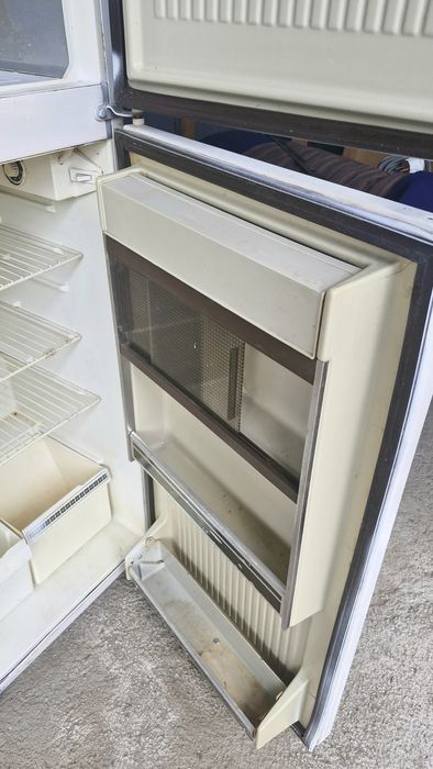 Холодильник продам