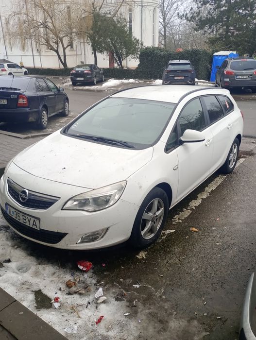 Vind Astra j 2012. Dizel inpecabila