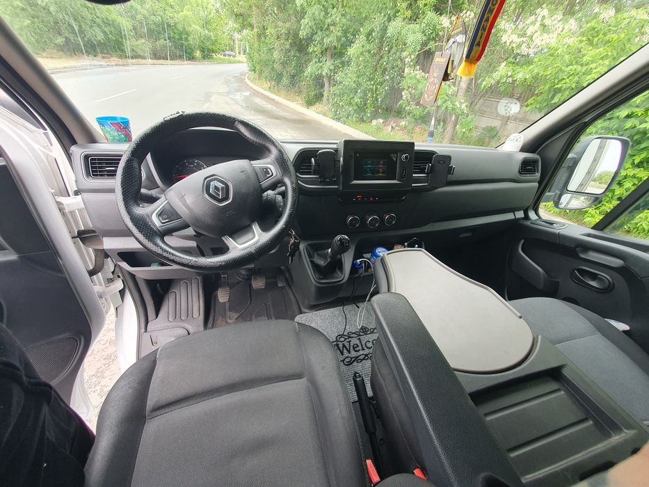 Vand/cedez leasing Renault Master 2022 prelata 8 ep