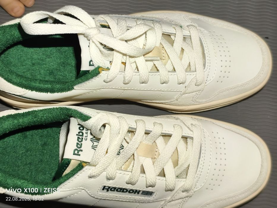 Кроссовки Reebok Phase Court