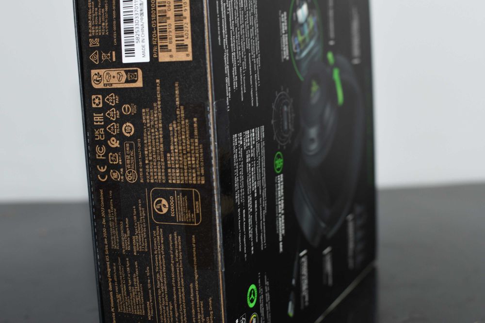 Vand Casti Gaming Razer Kraken V4 X Sigilat