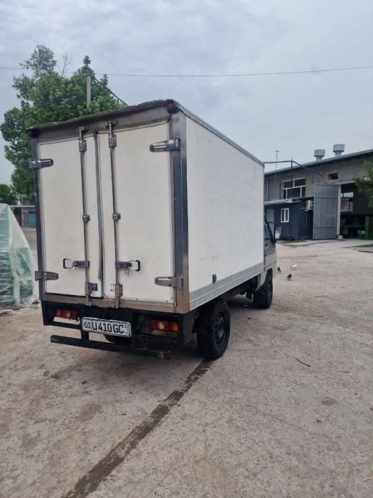 Changan Foton Refrejator 2013 yil 165000 probeg