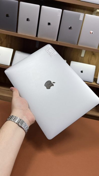 MacBook Pro 2020 ideal