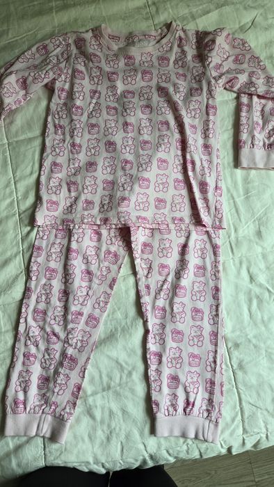 Детска пижами Guess