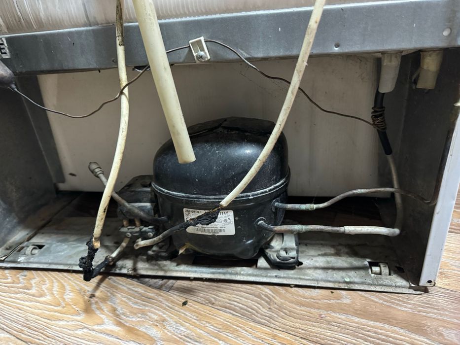 холодильник бу. НЕ РАБОЧИЙ