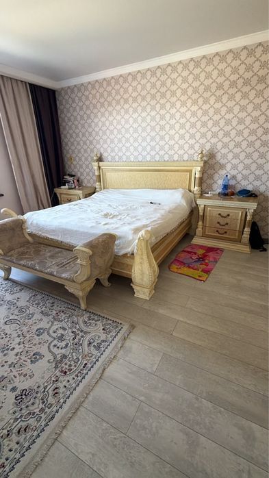 Спальный гарнитур