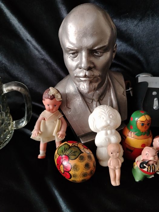 Предметы периода СССР.