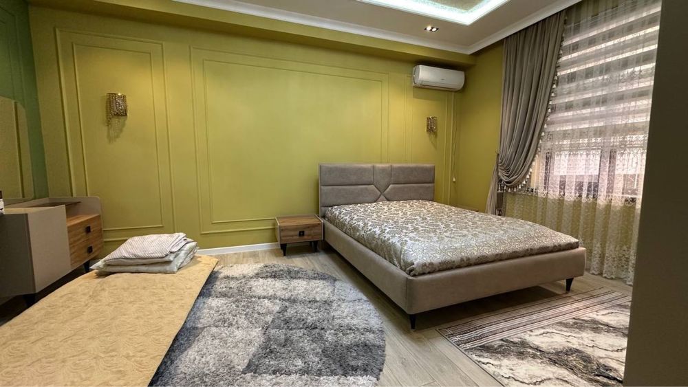 Продается Таунхаус. 3 сотки. Дустлик.