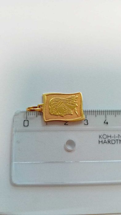 (AG 35) Medalion aur 18 K 3.44gr  B.32336 /Garantie 2 ani/ 2236 lei