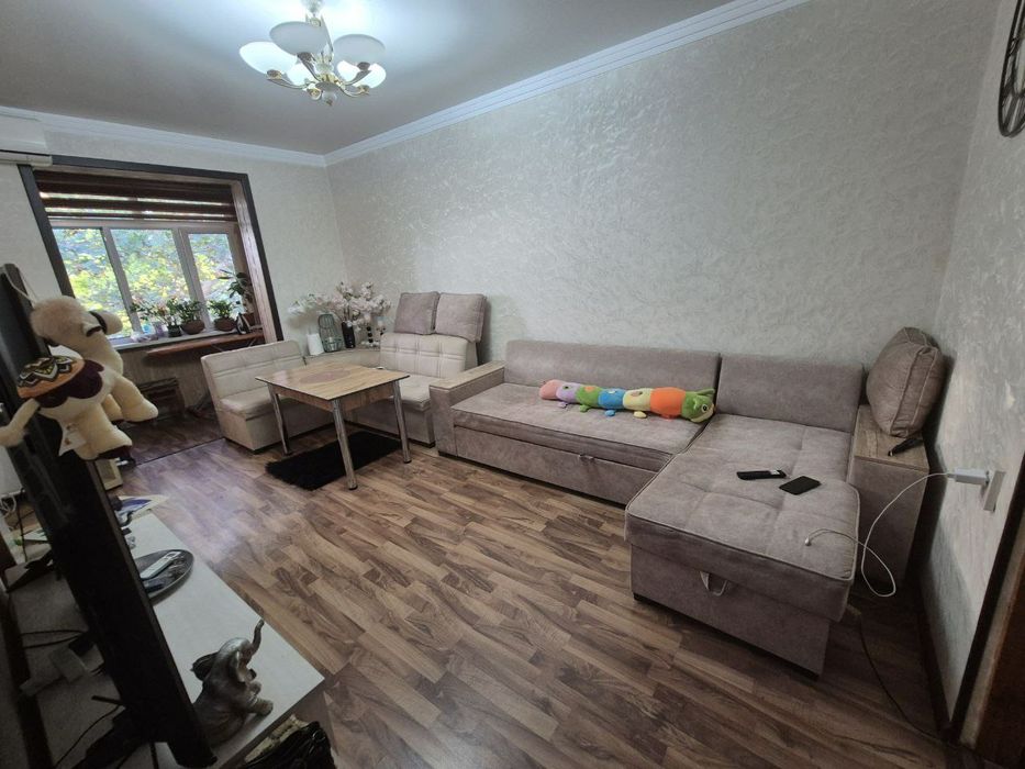 Продам. Диван уголок