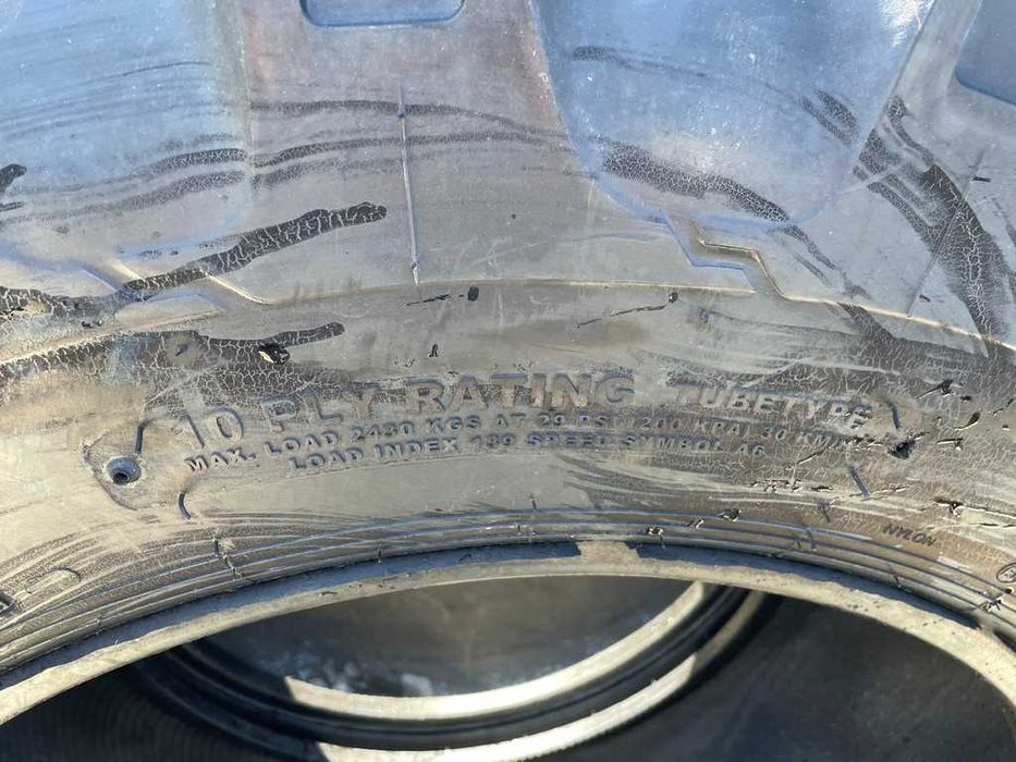 16.9-28 Cauciucuri noi agricole de tractor spate