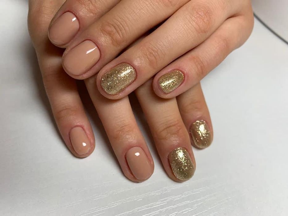 Aplic unghii cu gel/semi