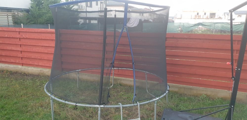 Trambulina mare stare impecabila
