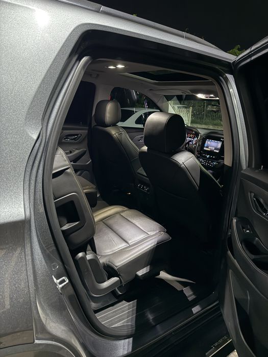 Chevrolet Traverse 2021 — 2