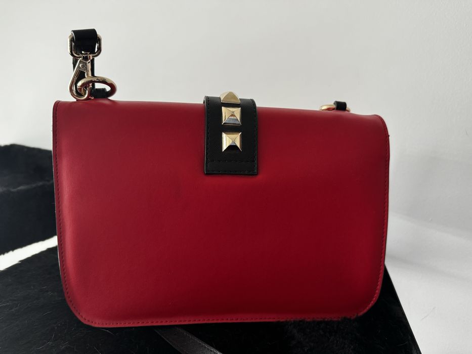 Продавам дамска чанта