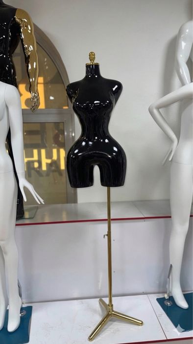 Maneken original dokon va butiklar uchun