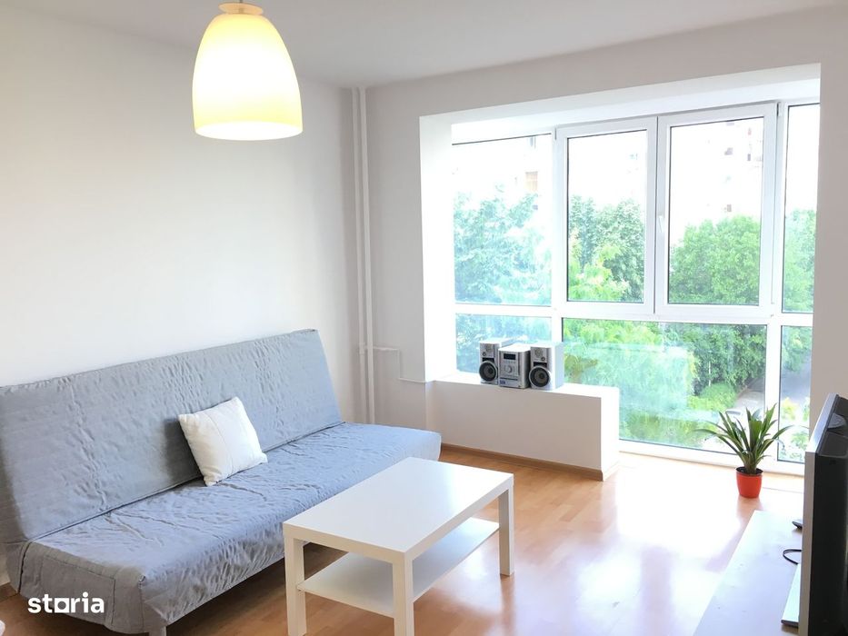 Apartament 3 camere Tineretului langa parc si metrou cu loc de parcare