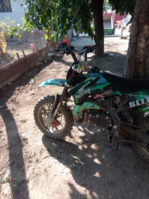 Vand cross 49cc kxd fac si schimb!!
