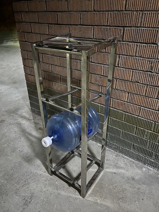 Подставка для бутылей с водой