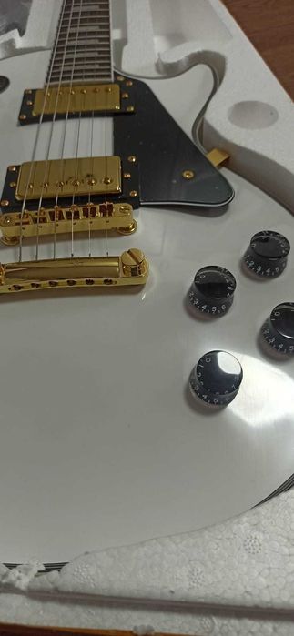 Gibson белый в золоте