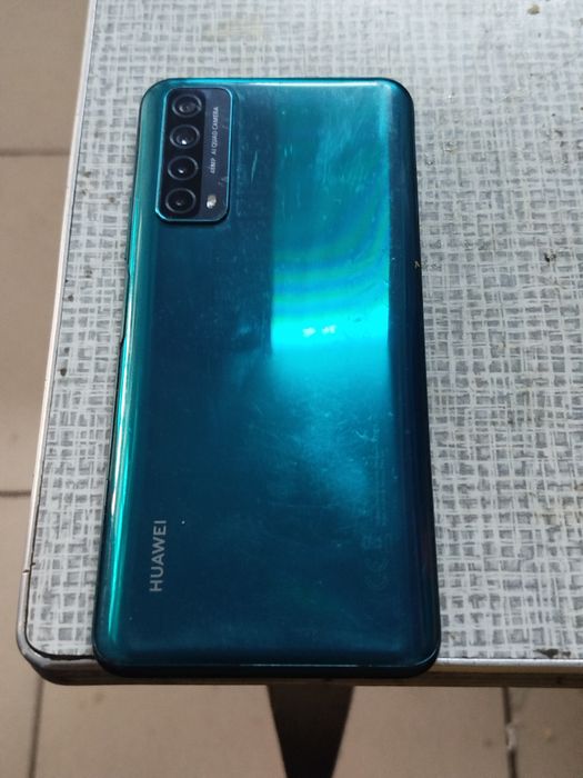 Продам телефон Huawei p smart