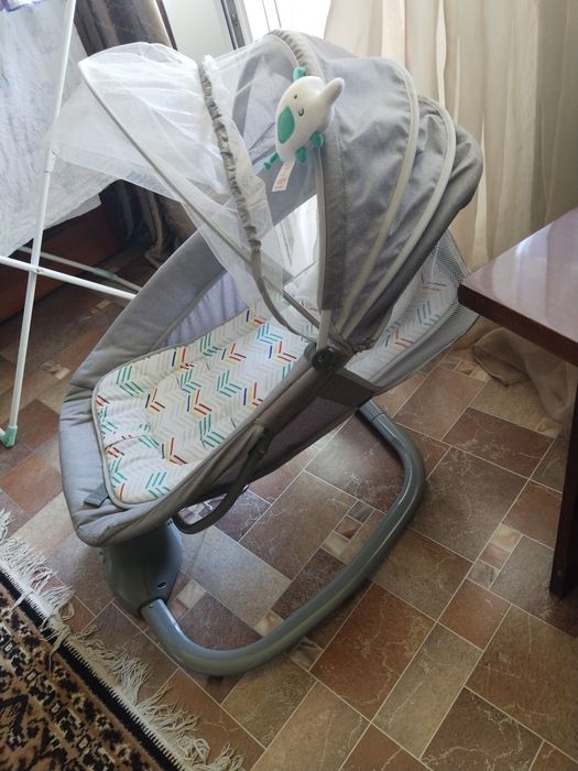 Продам детский шезлонг