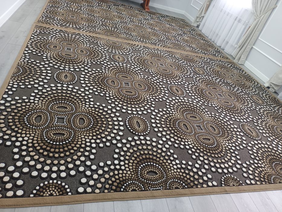 Продам ковры в хорошем состоянии б/у