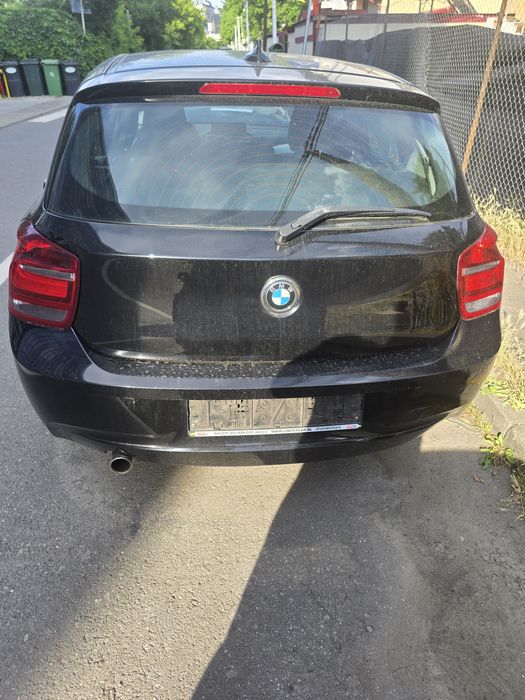 Bmw f20 116i        .