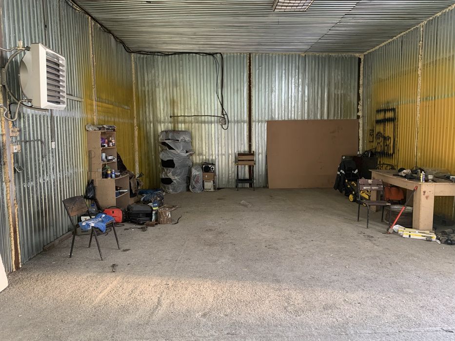 Сдам в аренду склад 270-300м2