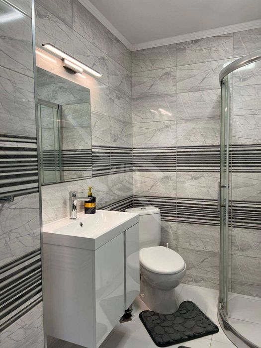 Тристаен апартамент - центъра на Пловдив - 1749411