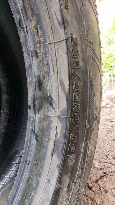 Anvelope 235/45R18 marca Falken, DOT 2021 7 mm,M +S