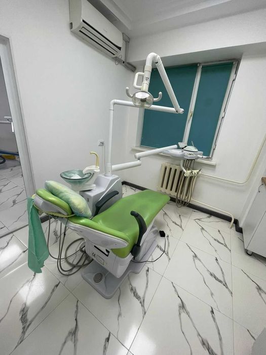 Продам стоматологическое кресло