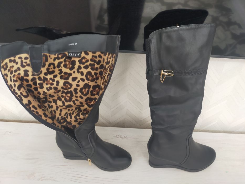 Продам сапоги женские