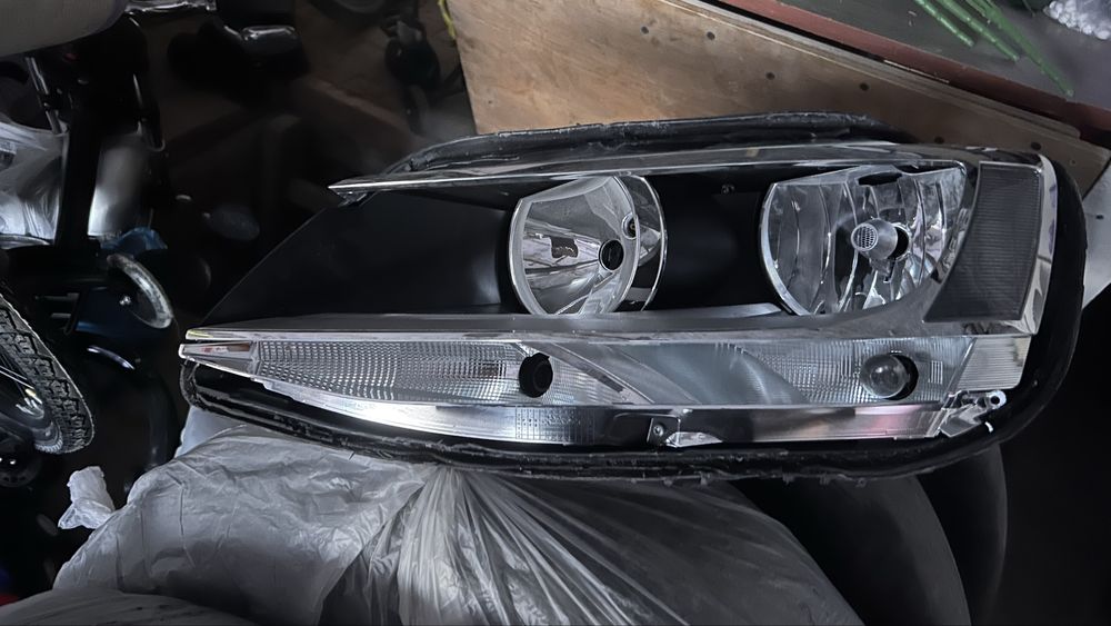 Продам шины зимние на 18