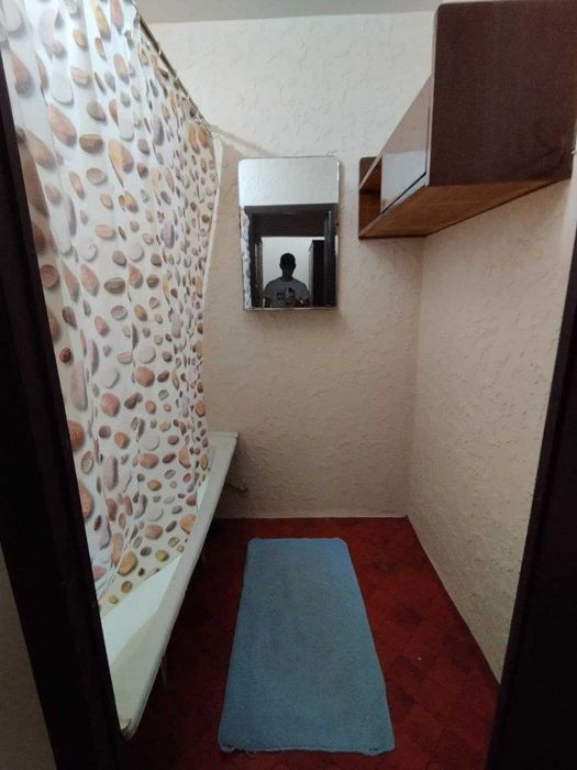 Сергели-6, 3-метро ёнидан узок муддатга 2 хонали кв. ижарага берилади