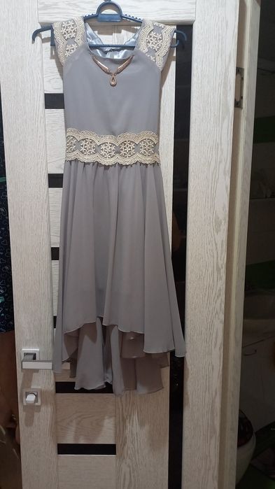 Продам платье в идеальном состоянии